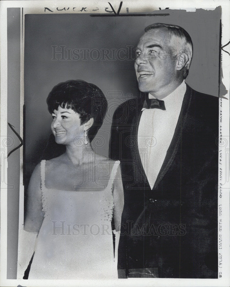 1979 Press Photo Actor Lee Marvin and Actress Michelle Triola - Historic Images