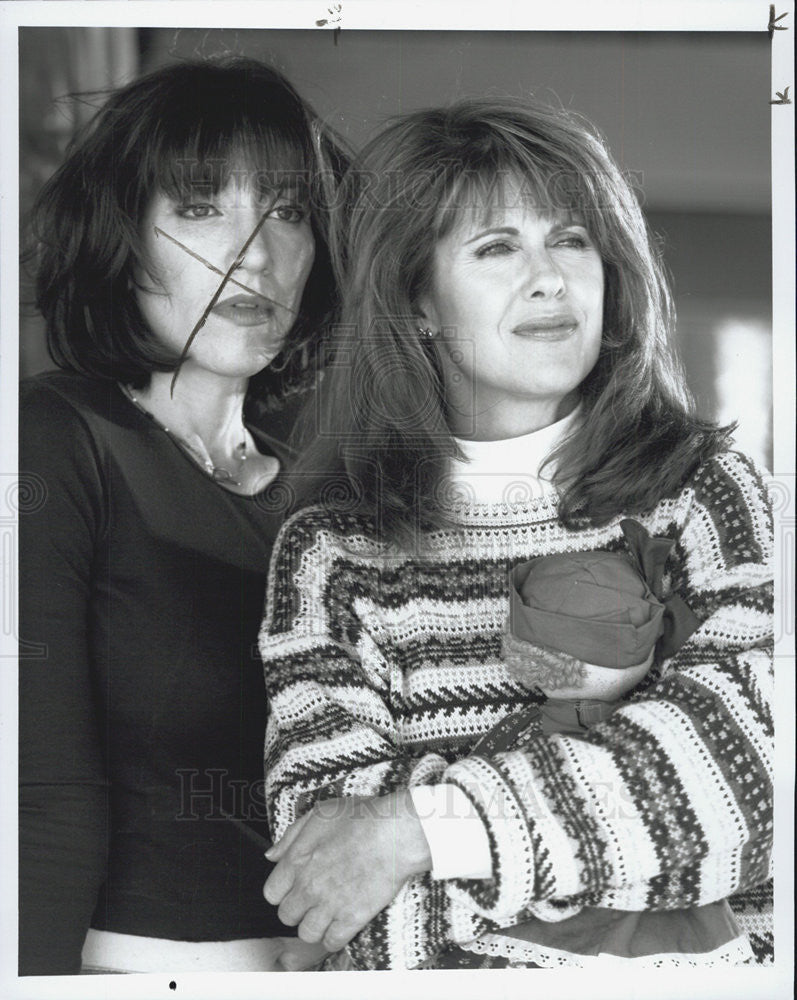 1995 Press Photo Katey Sagal Pam Dawber TRAIL OF TEARS - Historic Images