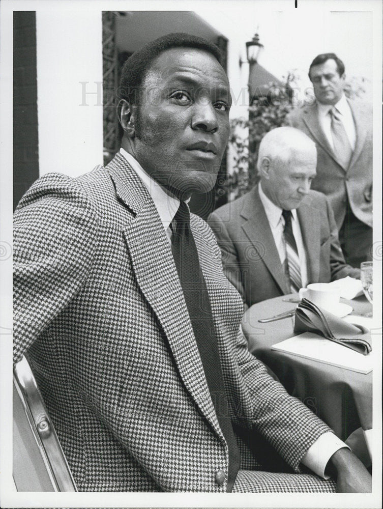 1981 Press Photo Rafer Johnson Actor Quincy - Historic Images