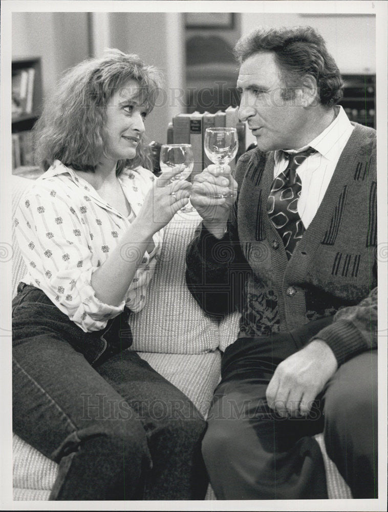 1989 Press Photo Actor Judd Hirsch Episode &quot;John&#39;s Blind Date&quot; On &quot;Dear John&quot; - Historic Images