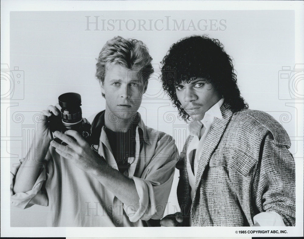 1985 Press Photo Nicholas Campbell Stoney Jackson Insiders Television Series - Historic Images