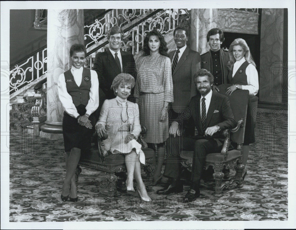 1984 Press Photo Anne Baxter, James Brolin, Shari Belafonte-Harper, Shea Farrell - Historic Images