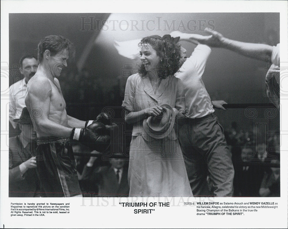 1989 Press Photo Willem Dafoe and Wendy Gazelle in &quot;Triumph of the Spirit&quot; - Historic Images