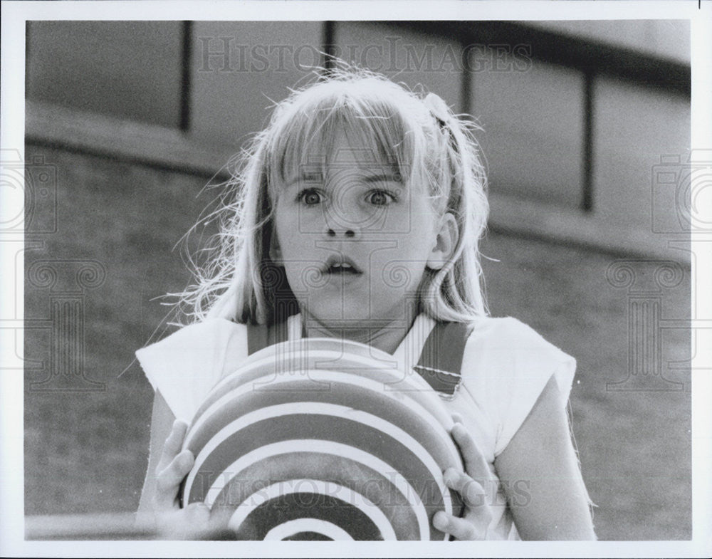 1971 Press Photo Wendy potter in &quot;Troll&quot; - Historic Images