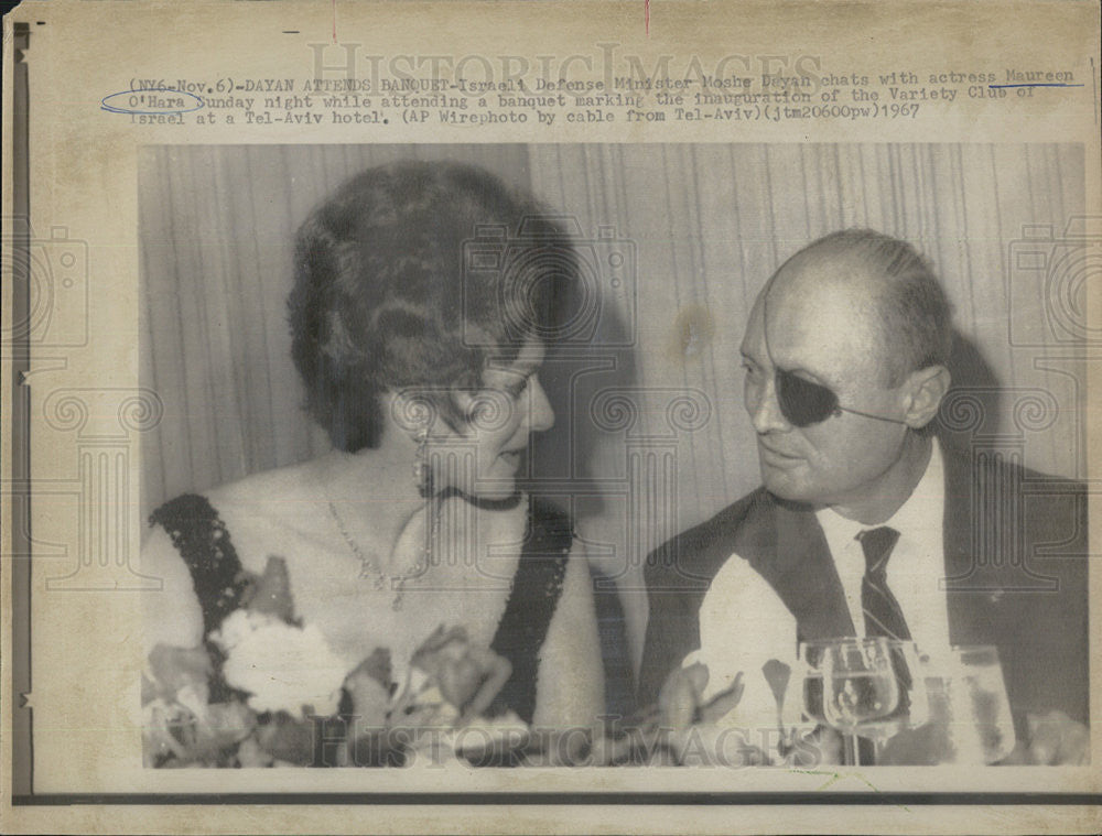 1967 Press Photo Israeli Defense Minister Moshe Dayan Actress Maureen O&#39;Hara - Historic Images