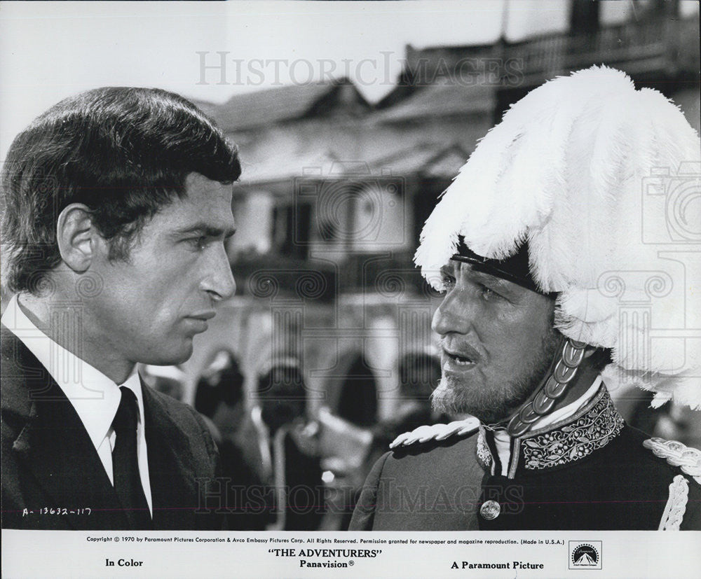 1970 Press Photo Bekim Fehim and Alan Badel as they appear in "The Adventures" - Historic Images