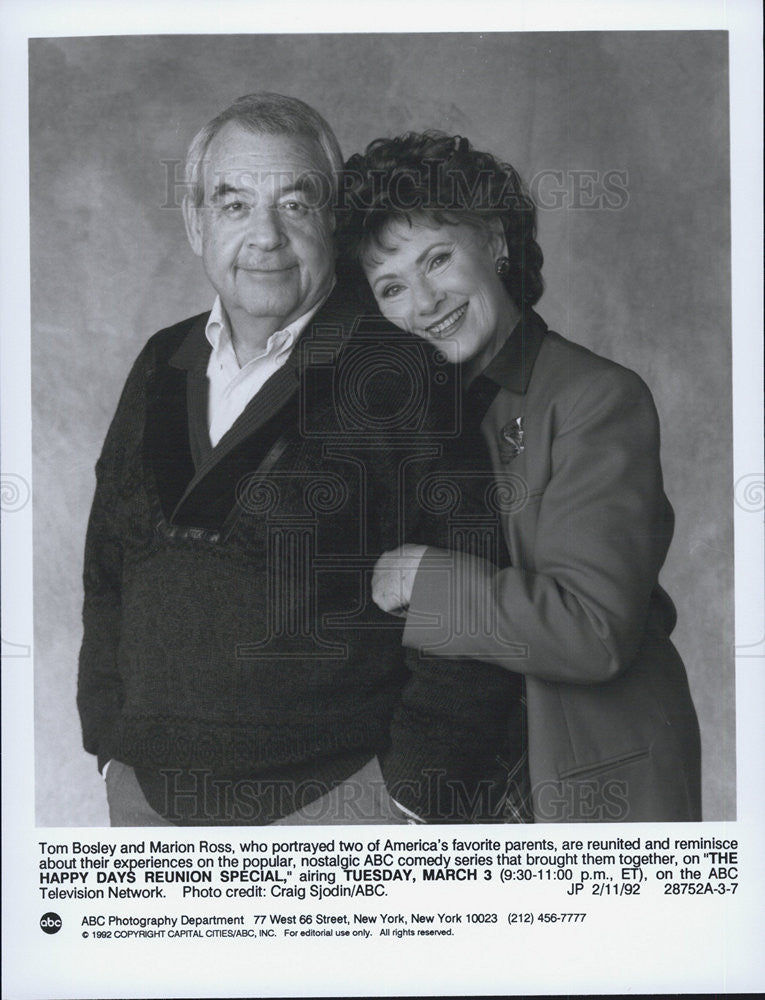 1992 Press Photo Tom Bosley &amp; Marion Ross in &quot;The Happy Days Reunion Special&quot; - Historic Images