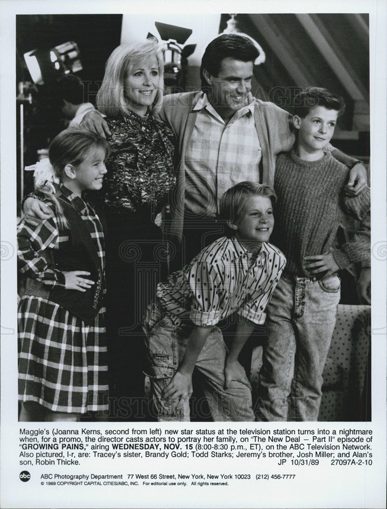 1989 Press Photo Actress Joanna Kerns in Growing Pains - Historic Images