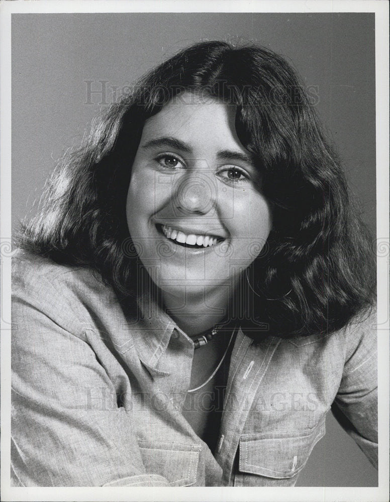 1974 Press Photo Julie Kavner Actress Rhoda Comedy Television Series Sitcom - Historic Images