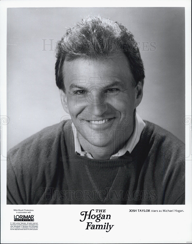 Press Photo Josh Taylor as Michael Hogan in The Hogan Family - Historic Images