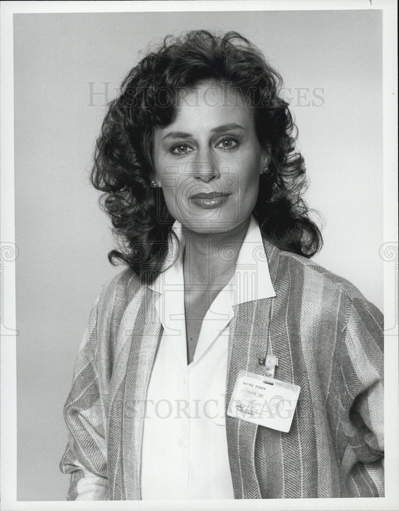 1984 Press Photo Mimi Kuzyk Actress Guest Spot Remington Steele Series - Historic Images