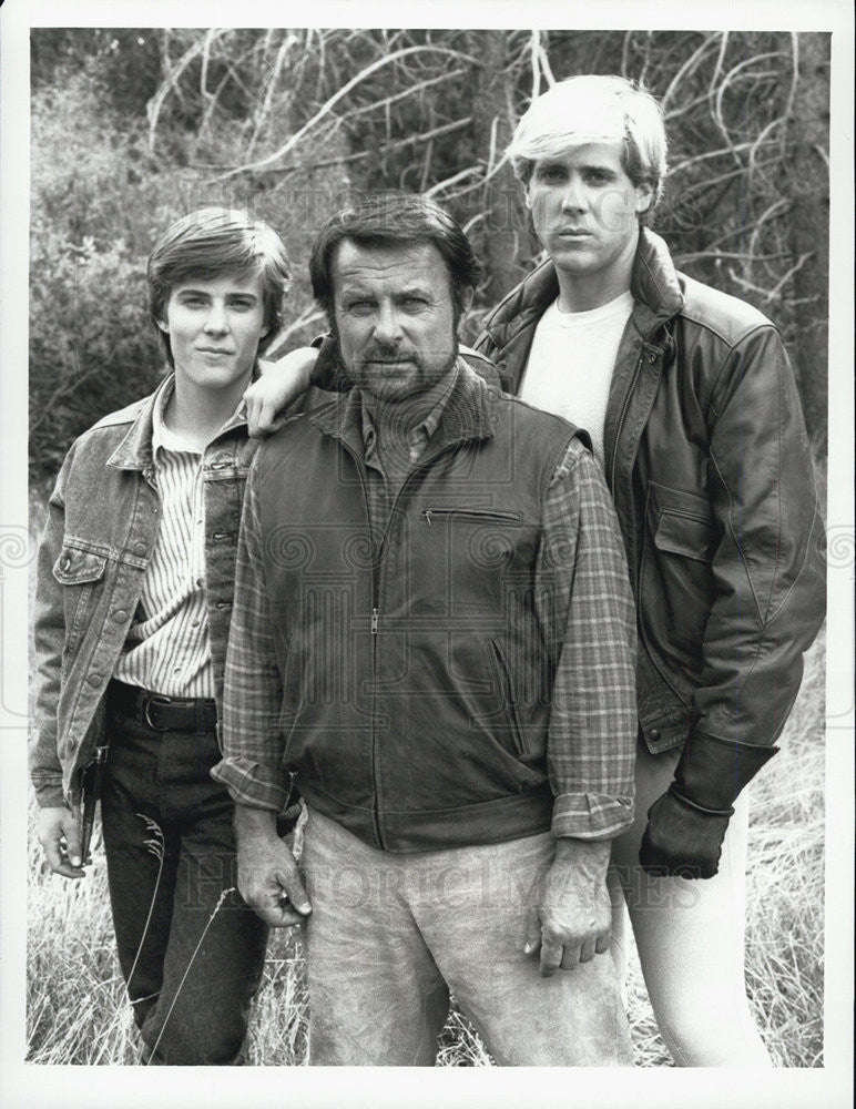Press Photo Pictured is the stars of &quot;High Mountain Rangers,&quot; an action series. - Historic Images