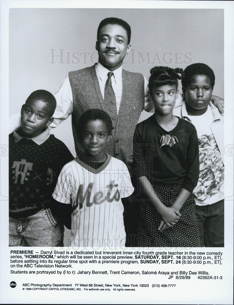 1989 Press Photo Darryl Sivad stars as an 4th grade teacher in "Homeroom." - Historic Images