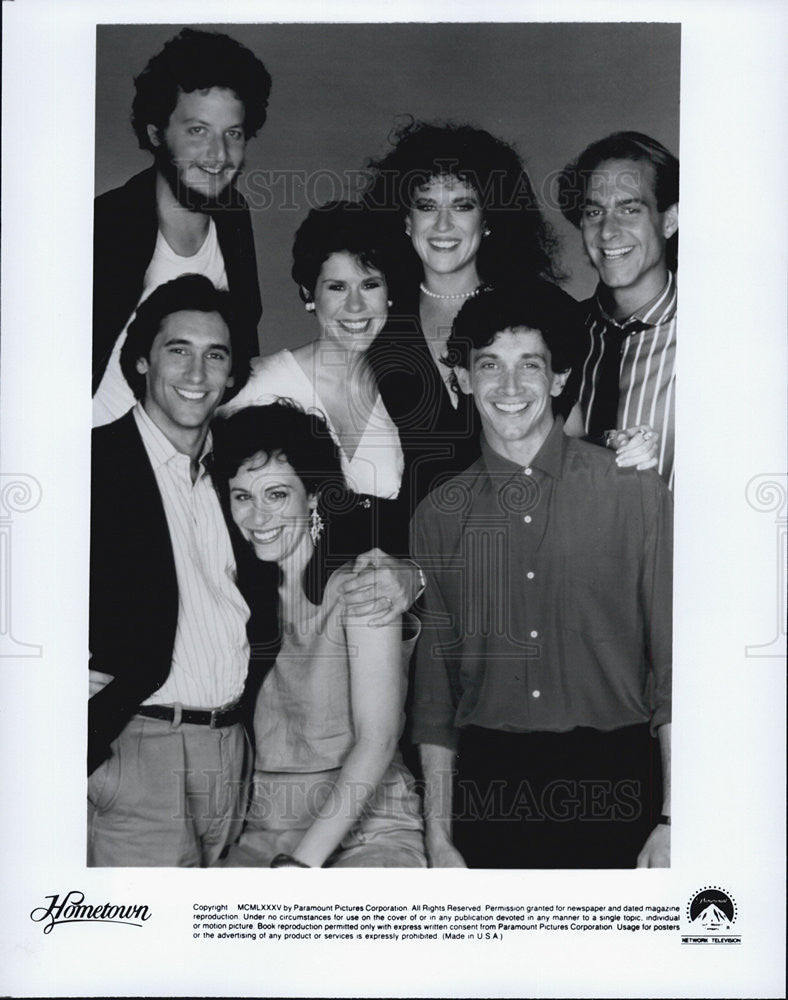 1986 Press Photo Cast of CBS&#39;s &quot;Hometown&quot; - Historic Images