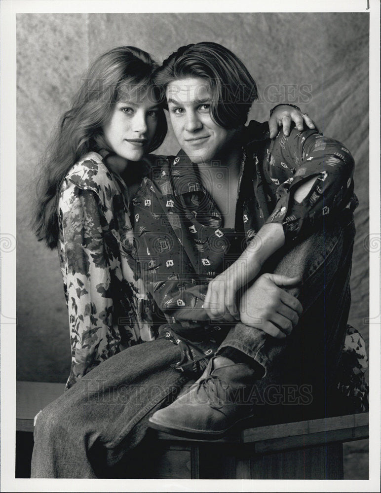 1990 Press Photo Cheryl Pollak and Mark Ballou from &quot;HULL HIGH&quot; TV show - Historic Images