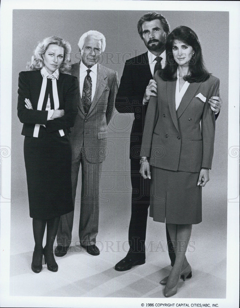 1986 Press Photo Cast of &quot;Hotel&quot; - Historic Images