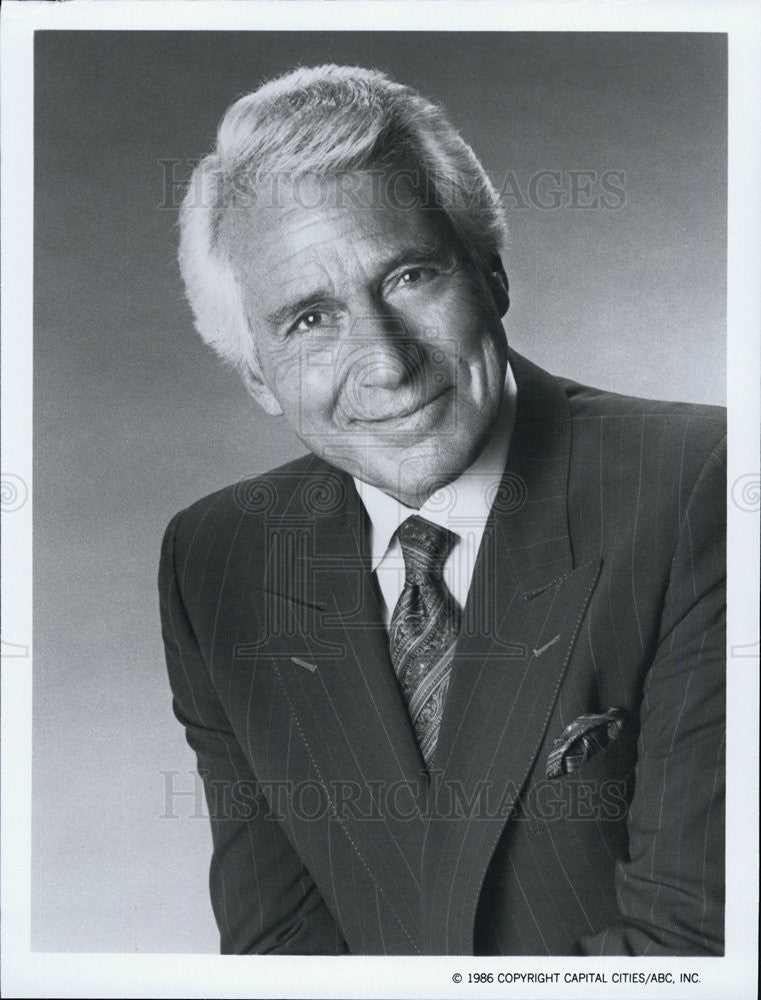 1986 Press Photo Efrem Zimbalist Jr &quot;Hotel&quot; - Historic Images