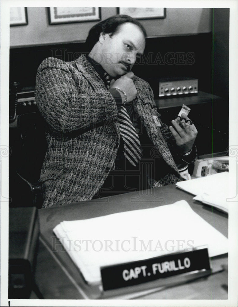 1987 Press Photo Dennis Franz from &quot;Hill Street Blues&quot; TV show - Historic Images