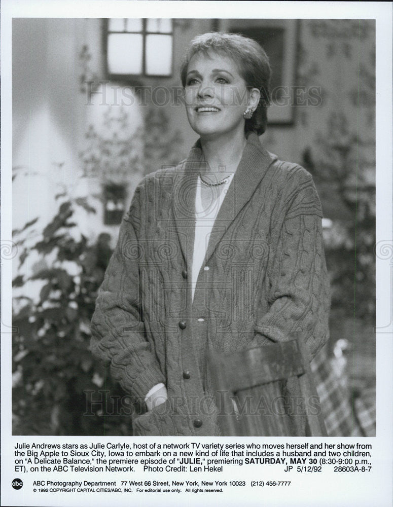 1992 Press Photo Julie Andrews from &quot;JULIER&quot; TV show - Historic Images