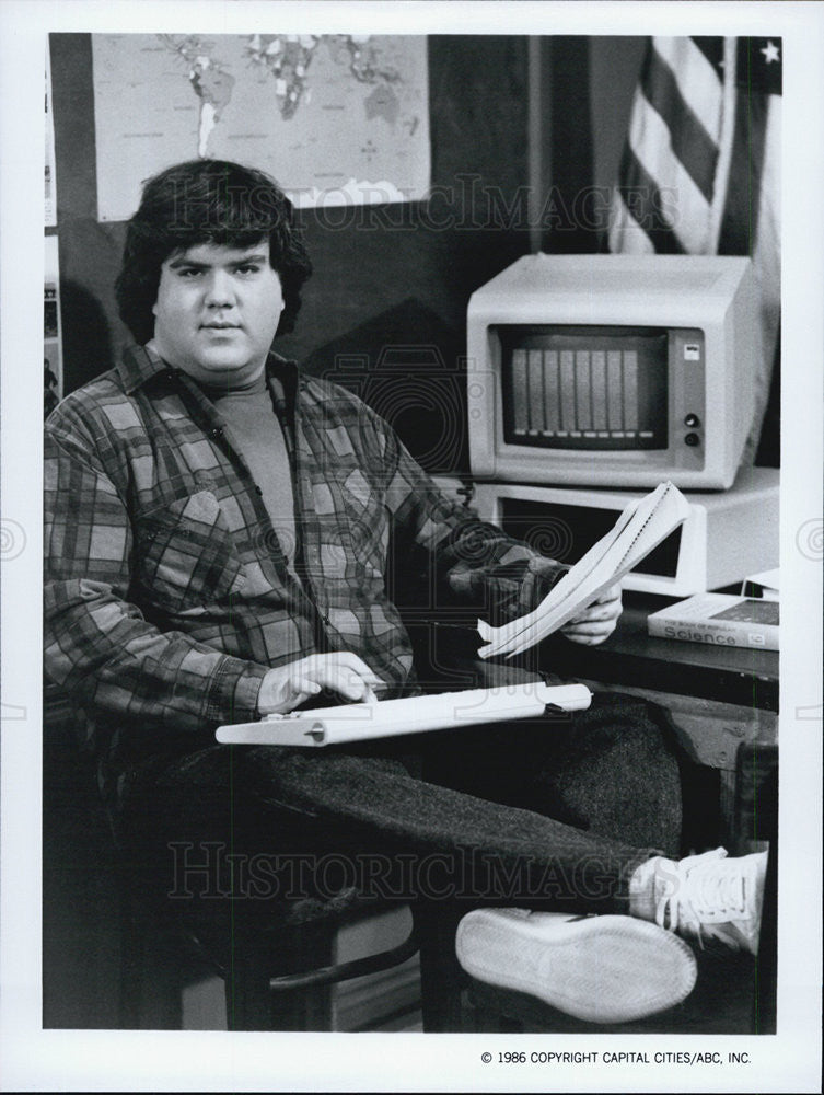 1986 Press Photo Actor Daniel J. Schneider star in &quot;Head of the Class&quot; - Historic Images