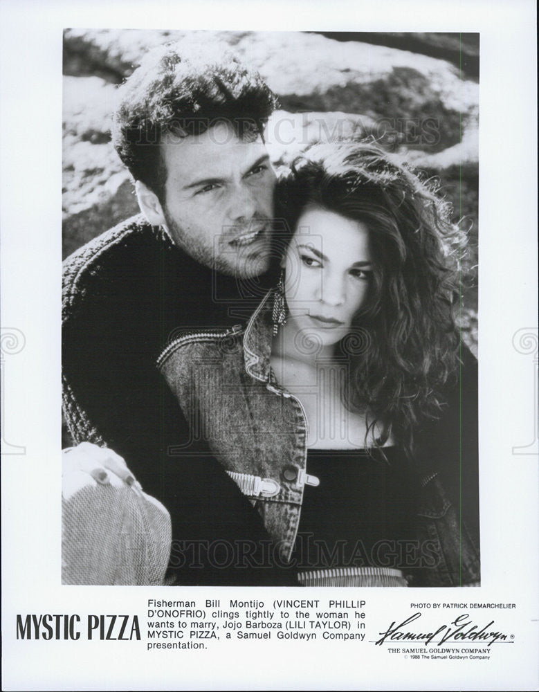 1988 Press Photo Vincent Phillip D&#39;Onofrio and Lili Taylor from &quot;MYSTIC PIZZA&quot; - Historic Images