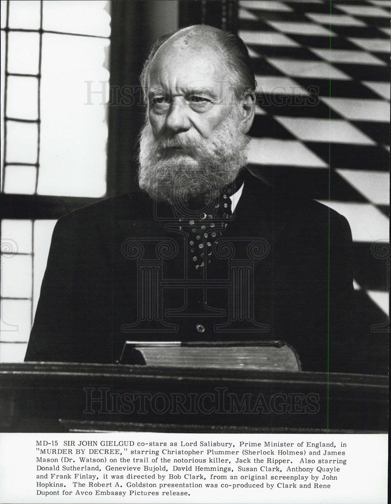 Press Photo Sir John Gielgud MURDER BY DECREE - Historic Images