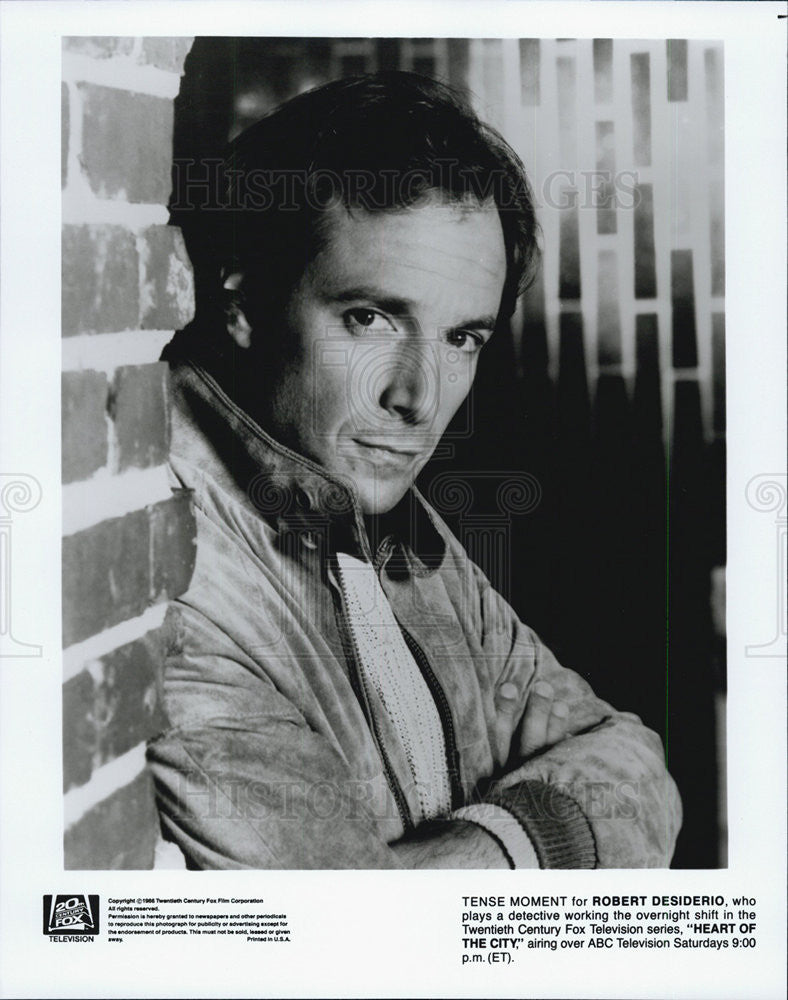 1986 Press Photo Robert Desiderio Stars In ABC Television Show Heart Of The City - Historic Images