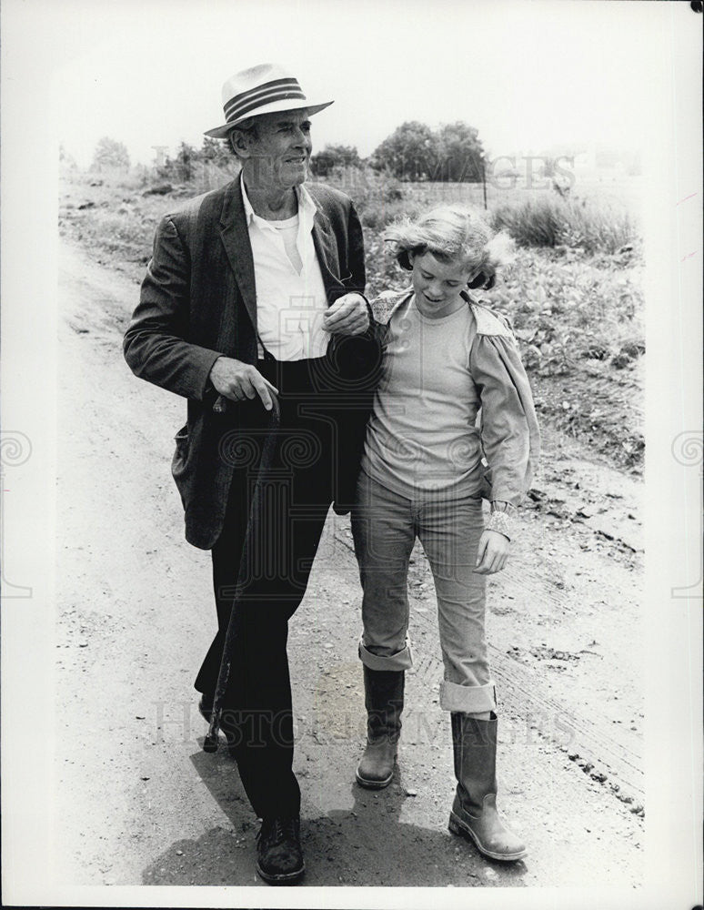 1980 Press Photo Henry Fonda Kristen Vigard HOME TO STAY - Historic Images