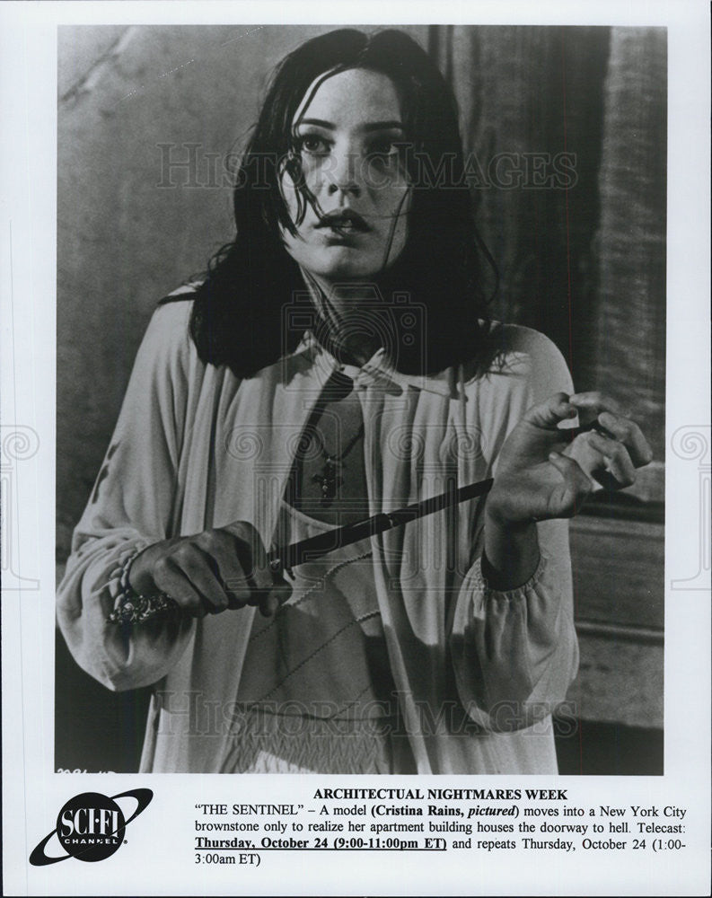 1977 Press Photo Actress Christina Rains Starring In "The Sentinel" Horror Film - Historic Images