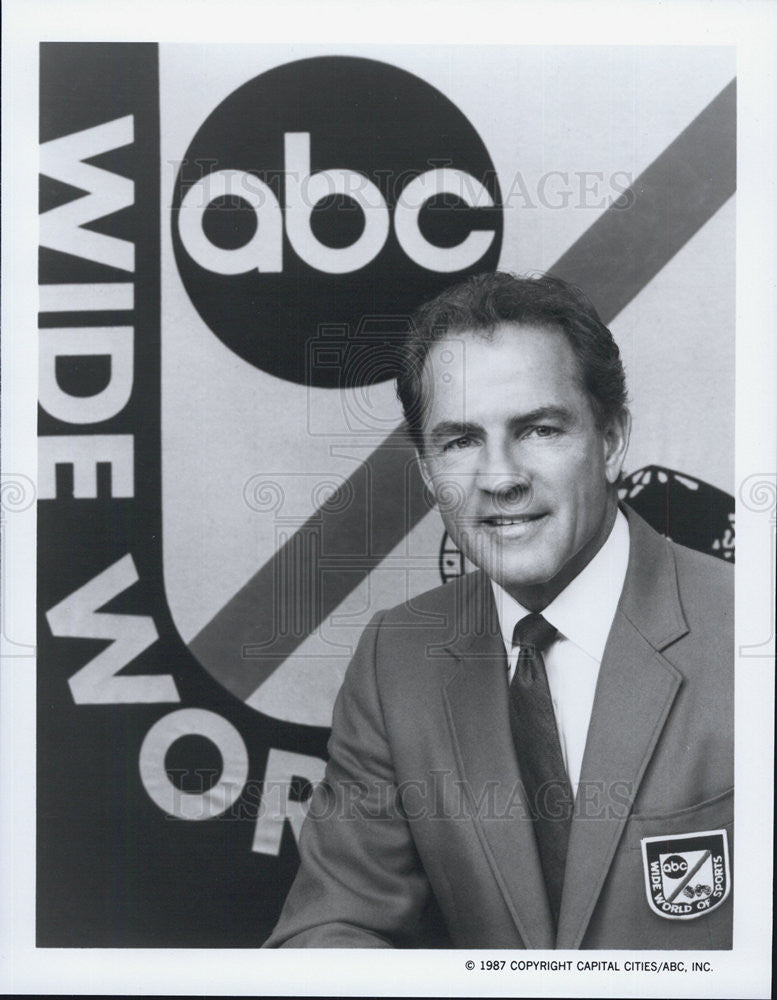 1987 Press Photo Frank Gifford on ABC&#39;s &quot;Wide World Of Sports&quot; - Historic Images