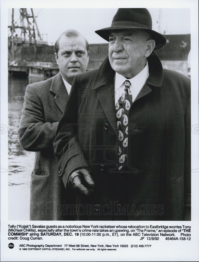 1992 Press Photo The Commish guest star Telly Savalas w/Micheal Chiklis. - Historic Images