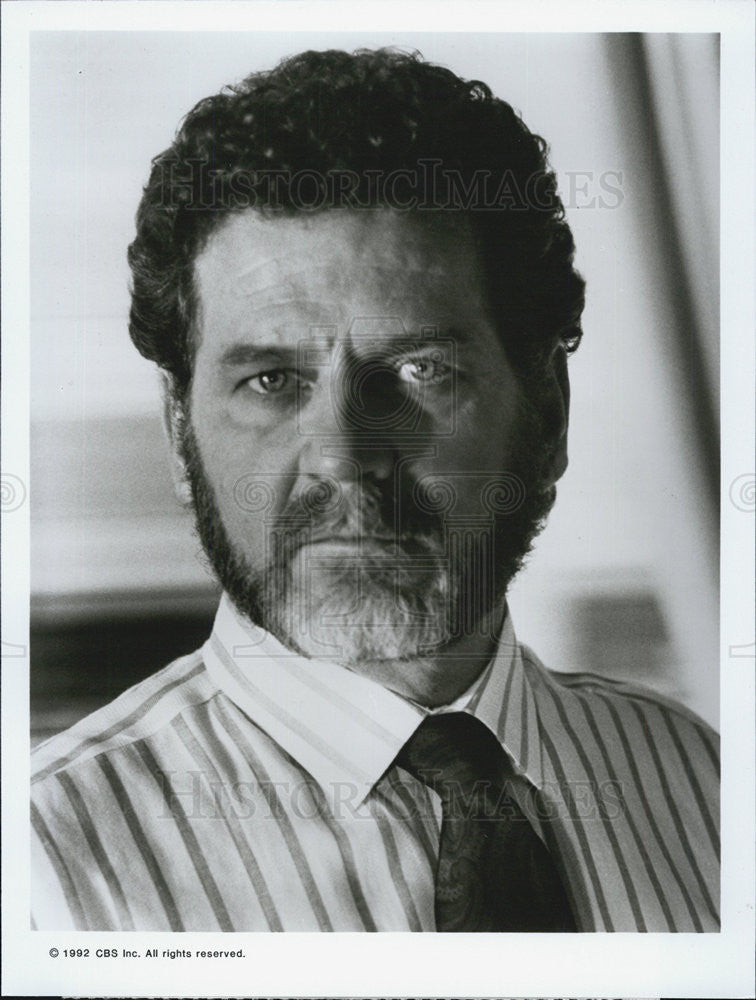 1992 Press Photo Robert Foxworth 2000 MALIBU ROAD - Historic Images