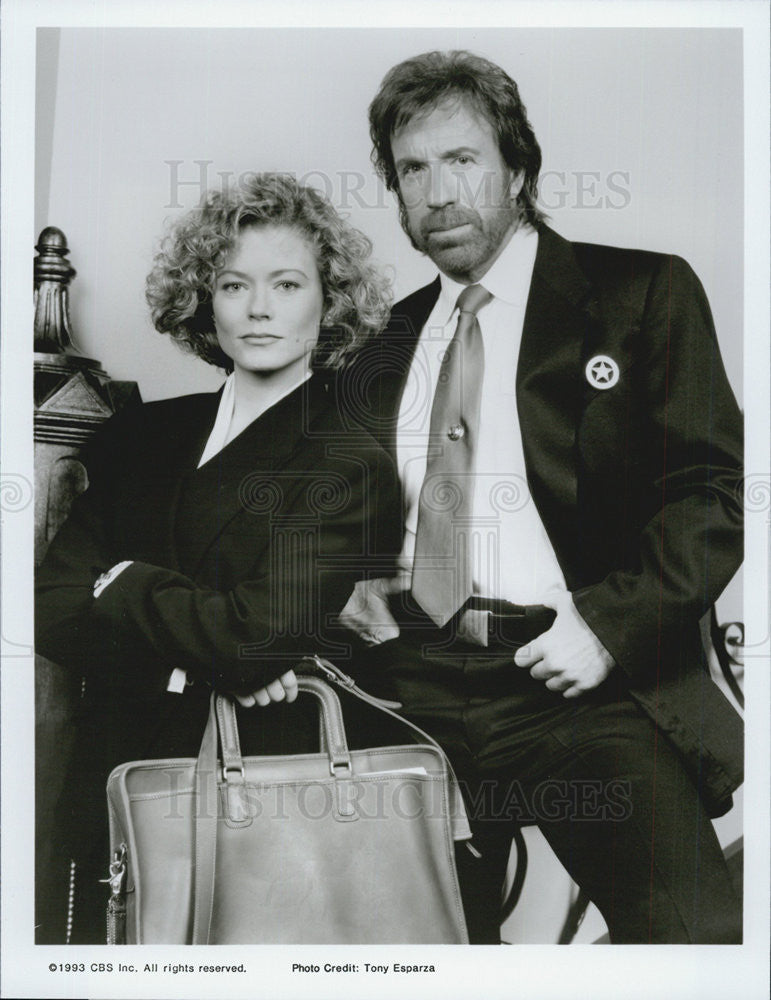 1993 Press Photo Chuck Norris in &quot;Walker Texas Ranger&quot; - Historic Images