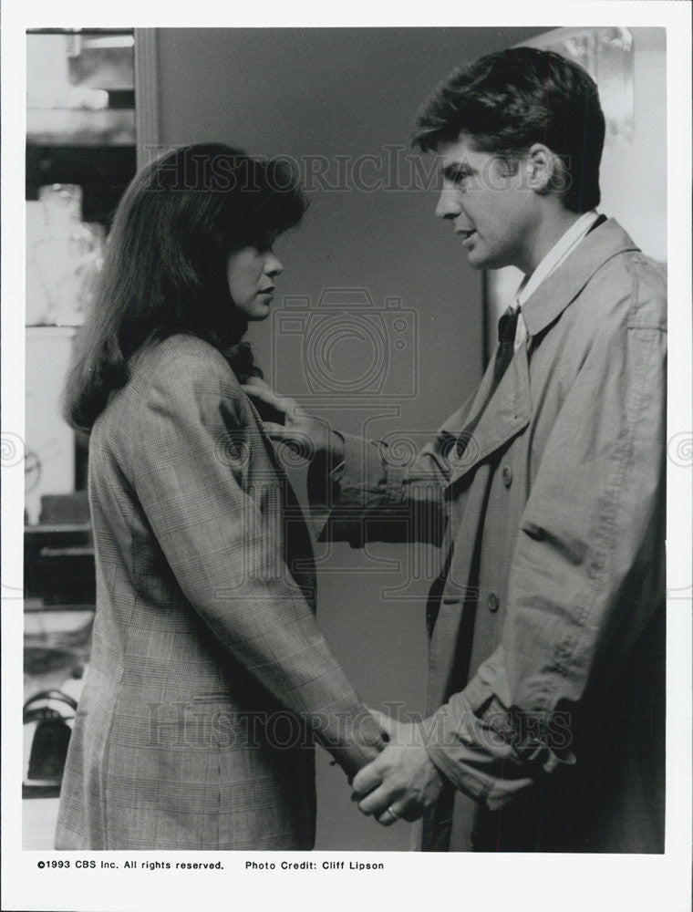 1993 Press Photo Valerie Bertinelli Stephen Caffrey Murder of Innocence - Historic Images