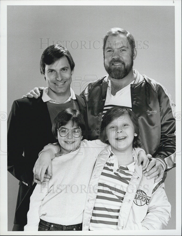 1986 Press Photo Merlin Olsen and Jason Late, Matt Bolen and Nicholas Guest - Historic Images