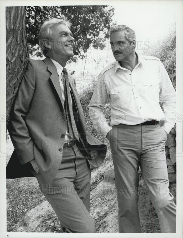 1986 Press Photo Hal Linden and Peter Haskell on &quot;Blacke&#39;s Magic&quot; - Historic Images