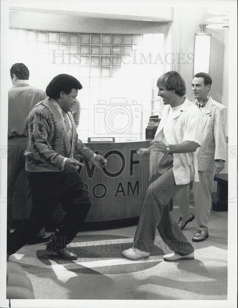 1989 Press Photo Scott Bakula Actor Chubby Checker Quantum Leap Sci-Fi Series - Historic Images