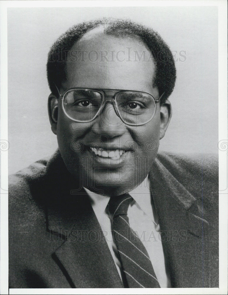 1987 Press Photo Weathercaster roker Sunday Today - Historic Images