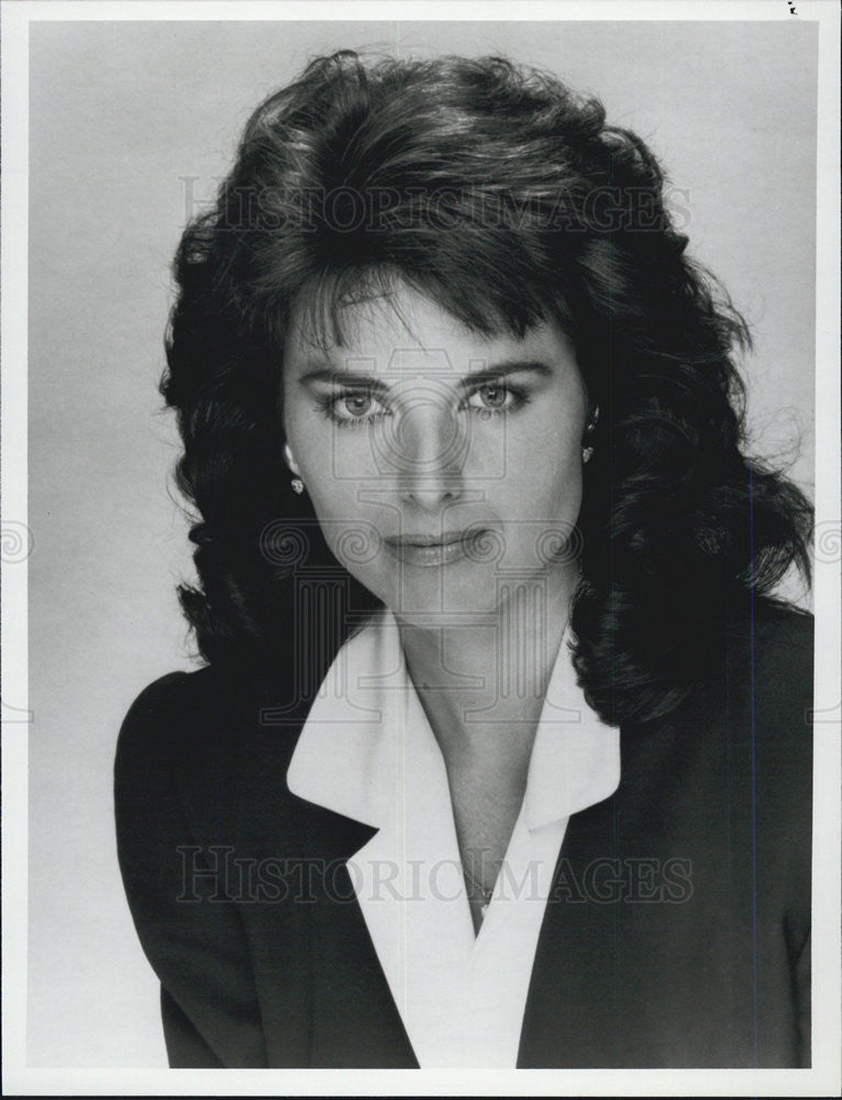 1987 Press Photo Hosts Sunday Today Co-Anchor Maria Shriver - Historic Images