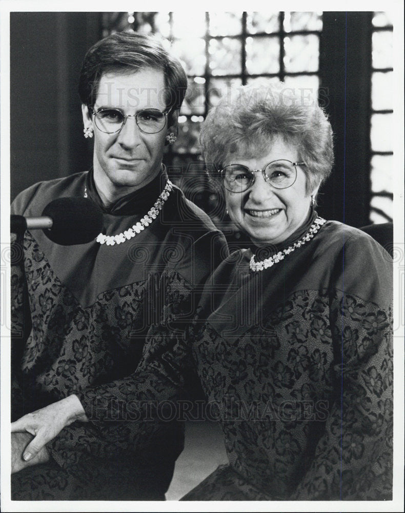 1992 Press Photo Actors Scott Backula Dr Ruth Westheimer Quantum Leap - Historic Images