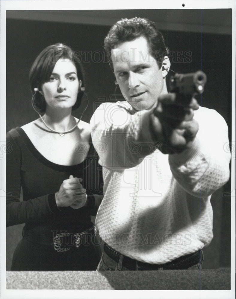 Press Photo Actors Gregory Harrison Sela Ward Sisters - Historic Images