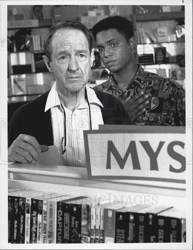 1990 Press Photo Geoffrey Thorne And William Schallert In A Final Arrangment NBC - Historic Images