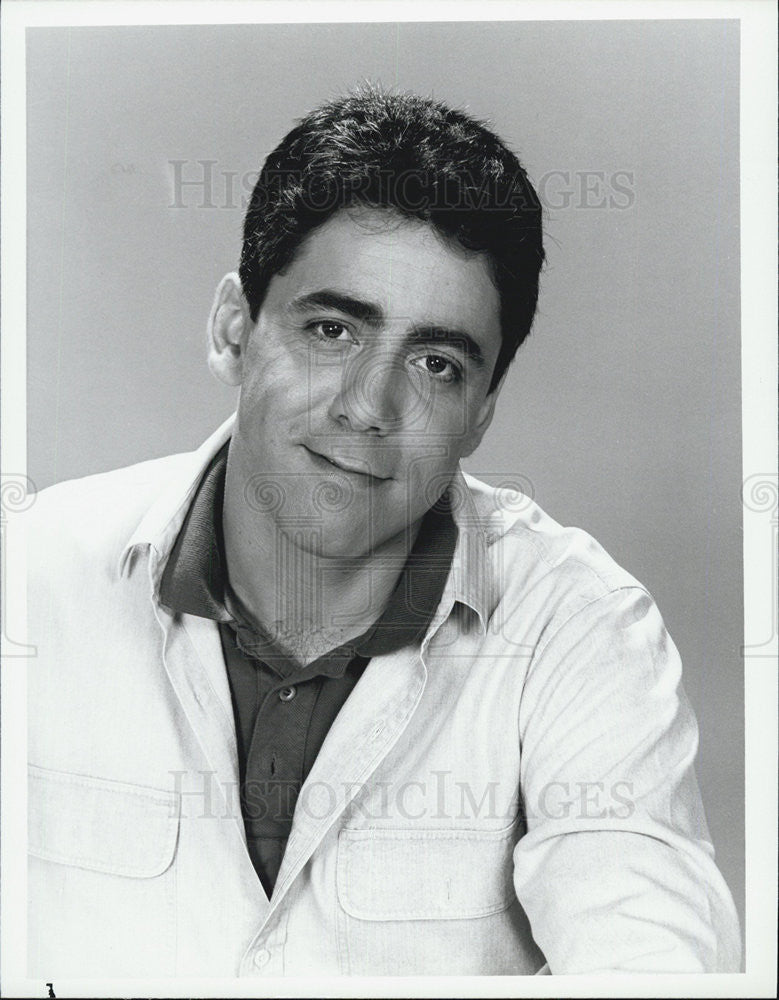 1987 Press Photo Adam Arkin in &quot;A Year in the Life&quot; - Historic Images