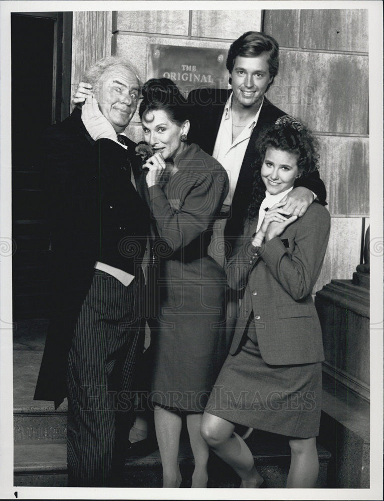 1989 Press Photo Actors Cloris Leachman Harvey Korman Molly Hagan Brian McNamara - Historic Images