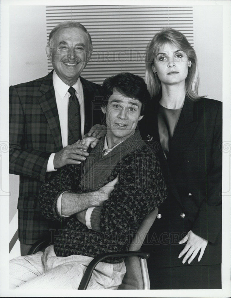 1987 Press Photo &quot;Nothing In Common&quot; Bill Macy,Todd Waring,Wendy Kilbourne - Historic Images