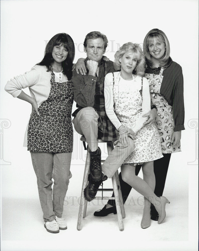 Press Photo Actors Marilyn Kentz Jere Burns Julia Duffy Caryl Kristensen Mommies - Historic Images