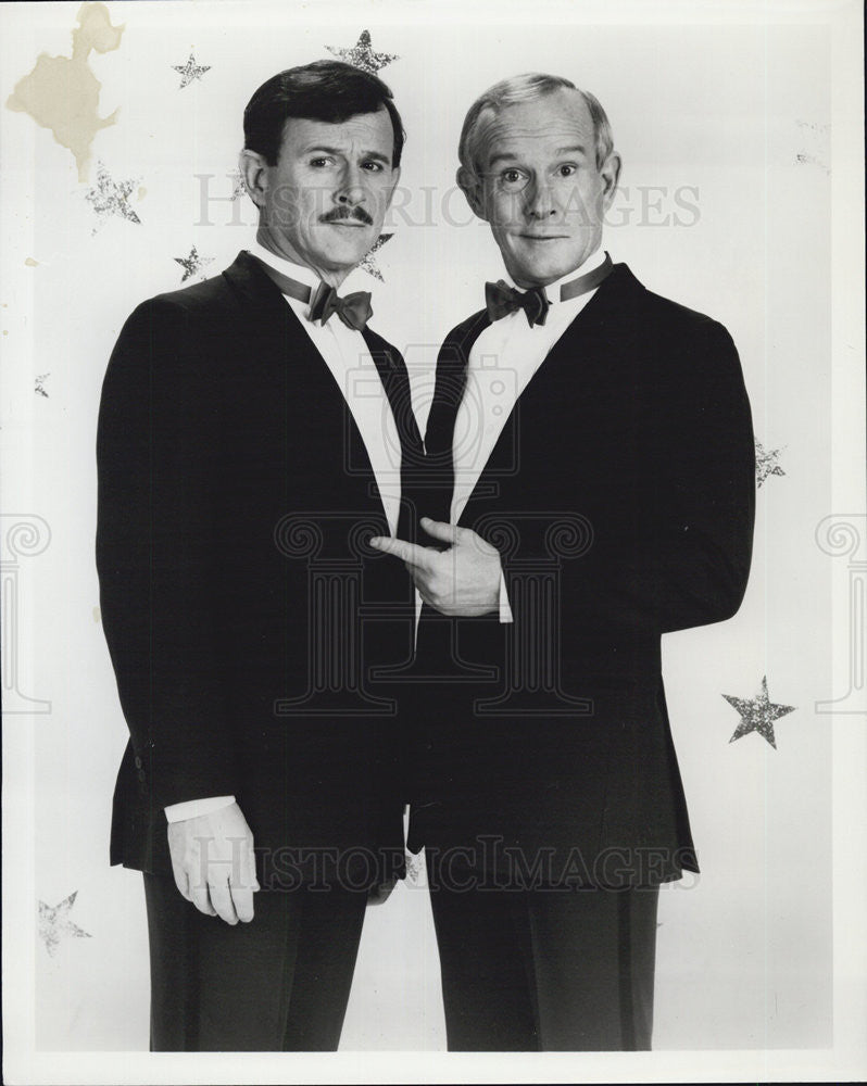 1988 Press Photo The Smothers Brothers Reunite - Historic Images