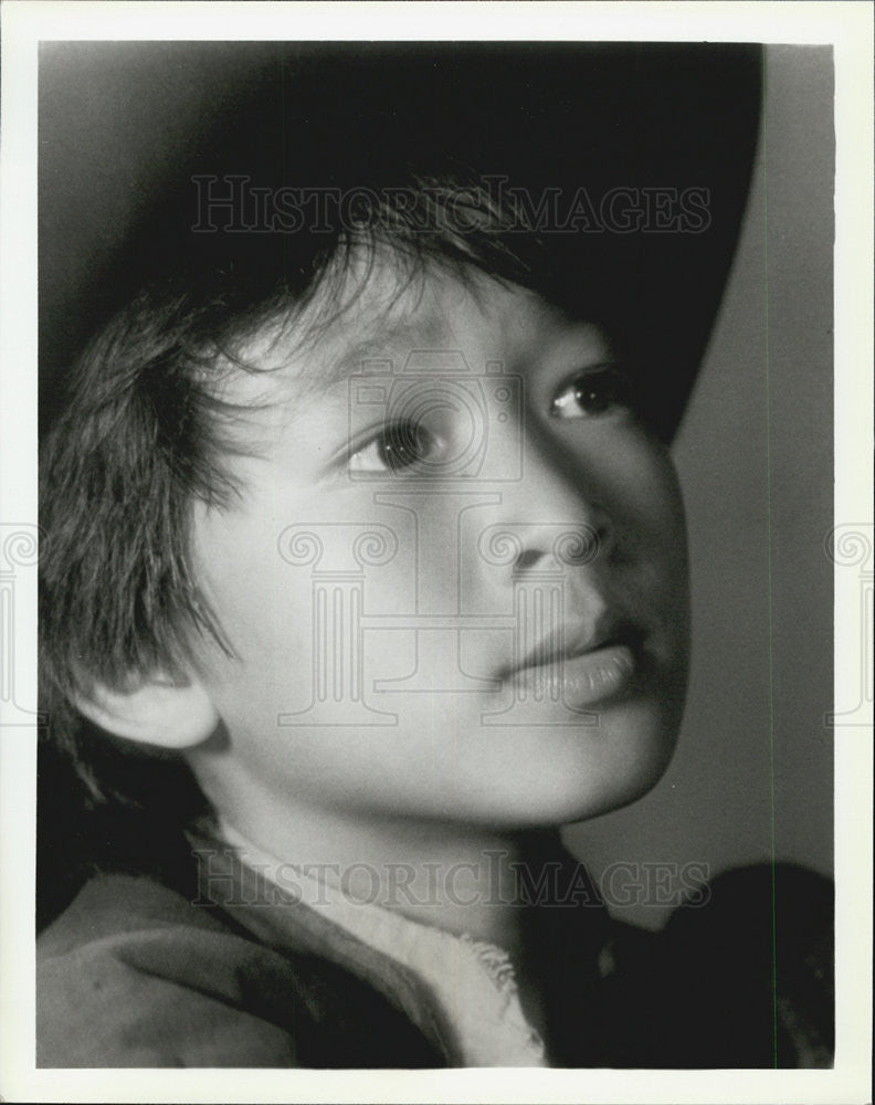 Press Photo Actor Ke Huy Quan Stars In CBS Television Show Together We Stand - Historic Images