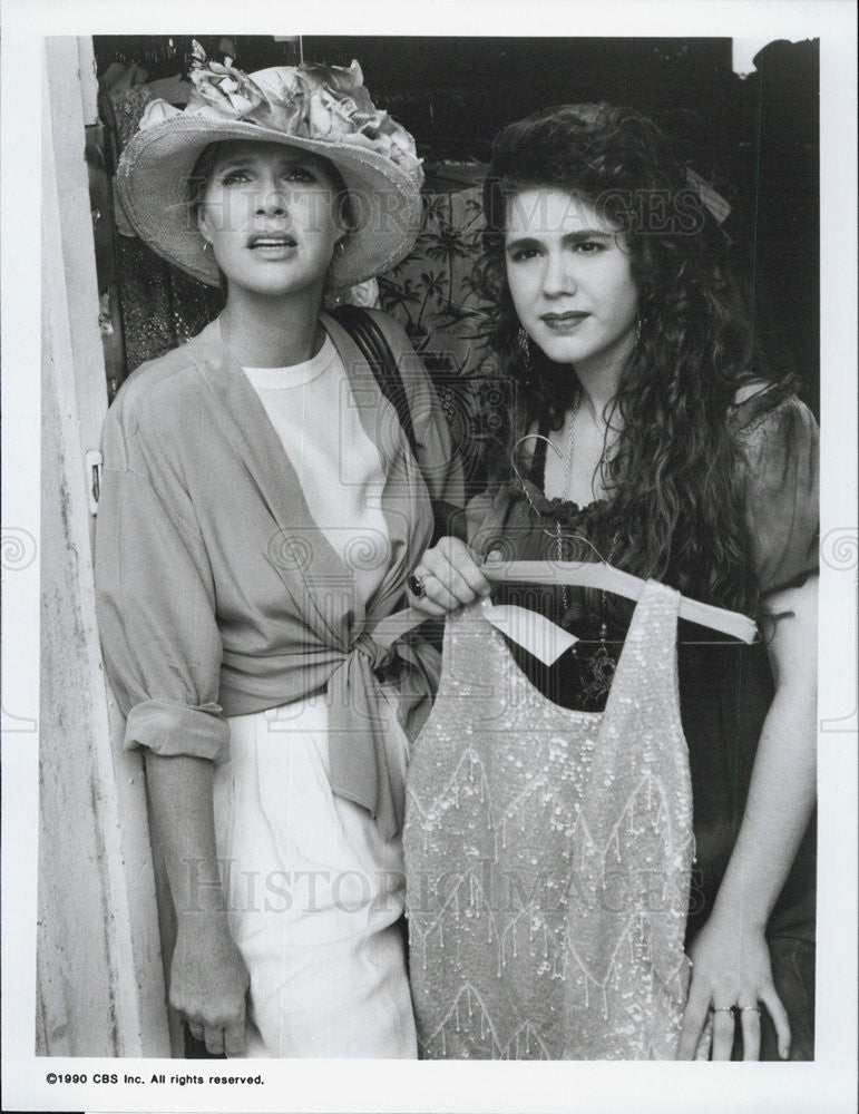 1991 Press Photo Sharon Gless, Lisa Reiffel in &quot;The Trials of Rosy O&#39;Neill&quot; - Historic Images