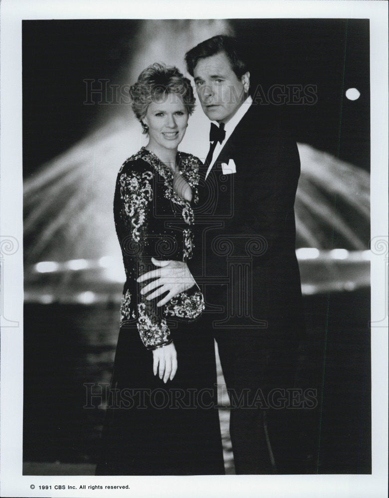 1991 Press Photo Robert Wagner &amp; Sharon Gless in &quot;The Trials of Rosie O&#39;Neill&quot; - Historic Images